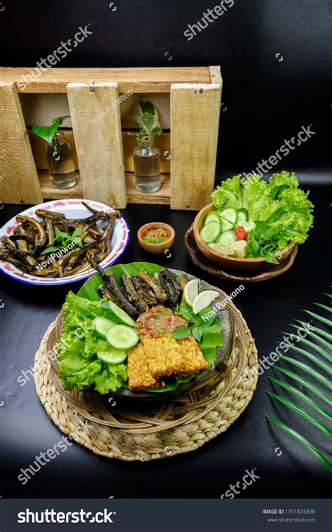 Belut Goreng Fried Eel Indonesian Traditional Stock Photo 1791873398 | Shutterstock