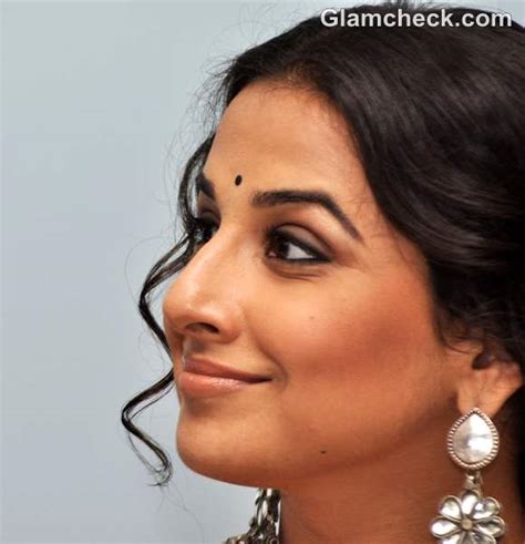 DIY: Vidya Balan’s Earthy Makeup — Indian Fashion