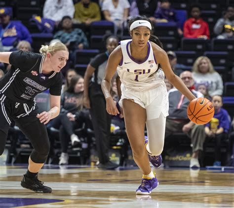 LSU women's basketball forward Angel Reese earns SEC honor | LSU | nola.com