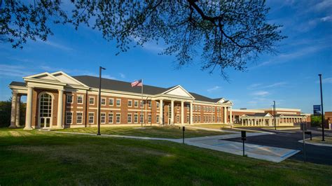 New Florence Middle School Opens - DesignAlabama | Design Alabama