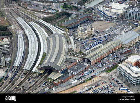 An aerial view of Temple Meads station, the largest railway station Stock Photo: 78302005 - Alamy