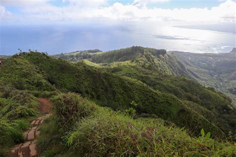 11 Best Hikes and Walking Trails on Maui Hawaii - Nothing Familiar