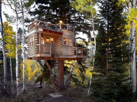 7 Whimsical Tree House Escapes We Simply Adore