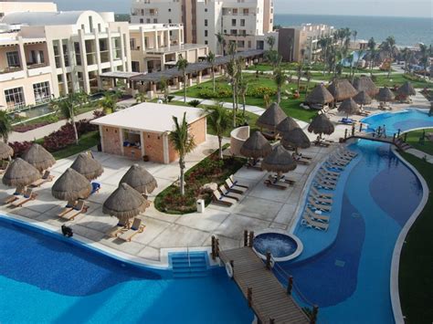 Excellence Playa Mujeres | allinclusiveresorts.com