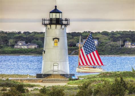 The Lighthouses of MV