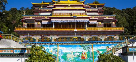 10 Must-Visit Monasteries In Gangtok, Sikkim | Trip101