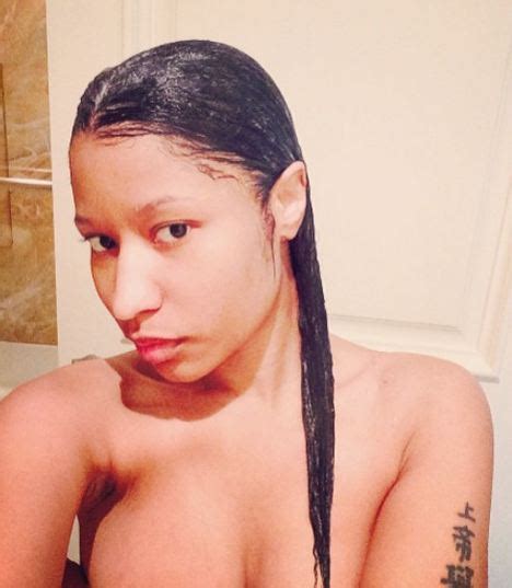 Nicki Minaj With No Makeup: See How Different She Looks!