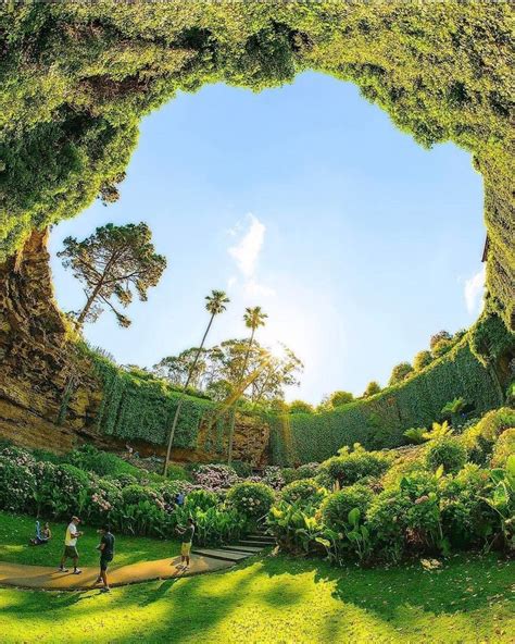 “Umpherston sinkhole, Australia Photography by @dubstamatic # ...