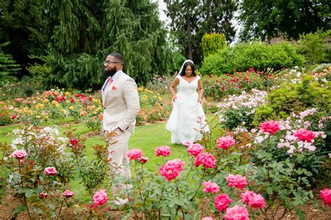 Rose Garden Wedding – Seattle Wedding Officiants