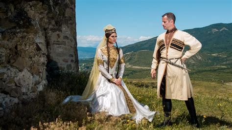 Traditional Georgian Clothes | Georgia Travel