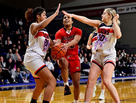 Burnaby Central ranked fifth in this preseason basketball poll - Burnaby Now