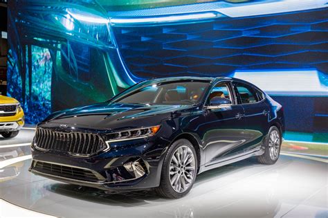 2020 Kia Cadenza gets better looking, more driver-assistance features