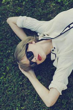 All red photoshoot pics : Taylor Swift wearing sunglasses Taylor Swift Latest, Taylor Swift Red ...