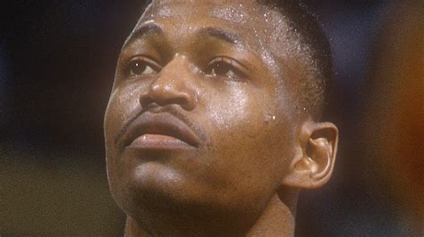 The Heartbreaking Story Of NBA Star Reggie Lewis' Death