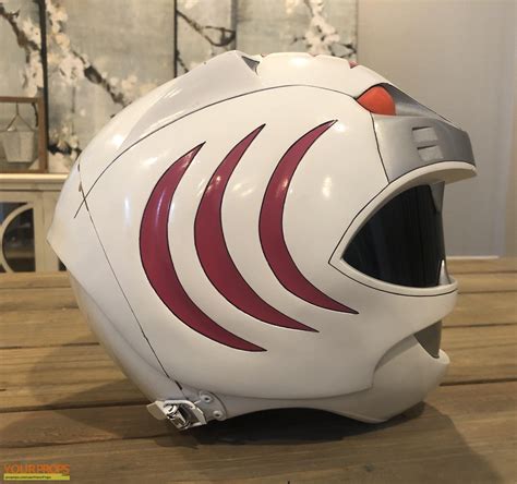 Power Rangers Wild Force Screen Used White Ranger Helmet original TV series prop