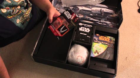 STAR WARS LIMITED EDITION LOOT CRATE UNBOXING - YouTube