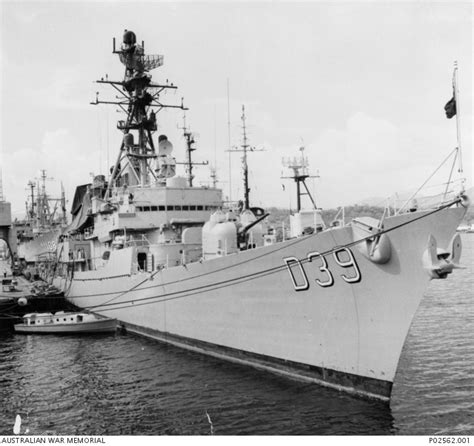 Bow view of the Guided Missile Destroyer HMAS Hobart II (D39) alongside ...