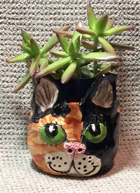 Cat Planter Custom Made to Look Like Your Kitty - Etsy | Planters, Animal planters, Cat plants