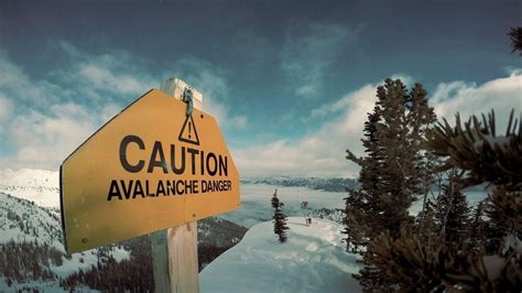 What To Do In An Avalanche Skiing