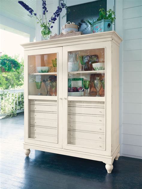 Paula Deen Home Linen Bag Lady's Cabinet from Paula Deen (996675) | Coleman Furniture