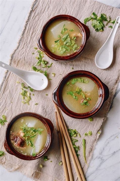 15 Nourishing Chinese Soup Recipes - The Woks of Life