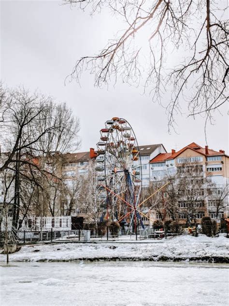 Industrial landscape in winter city in daylight · Free Stock Photo