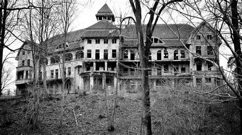 haunted house | Travel Thru History