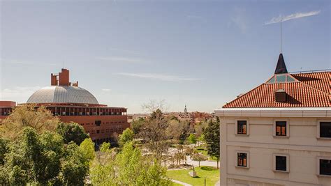 Universidad Carlos III de Madrid (UC3M) : Rankings, Fees & Courses ...