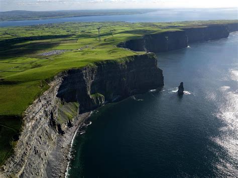 Phoebettmh Travel: (Ireland) –10 things to do and see near the Cliffs ...