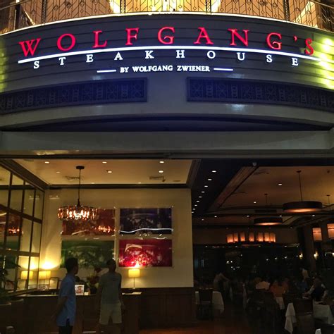 What Mary Loves: First Bite: Wolfgang's Steakhouse