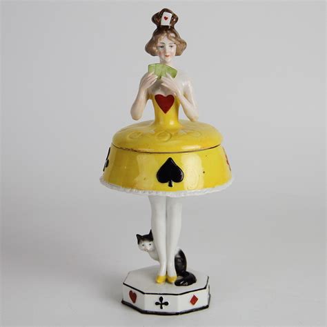 Art Deco Porcelain Doll Powder/Jewellery Box of a Card Playing Lady (c ...