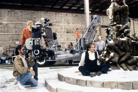 Hook (1991) Behind the Scenes - Steven Spielberg and Robin Williams ...