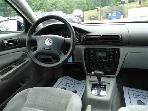 2002 Volkswagen Passat Interior