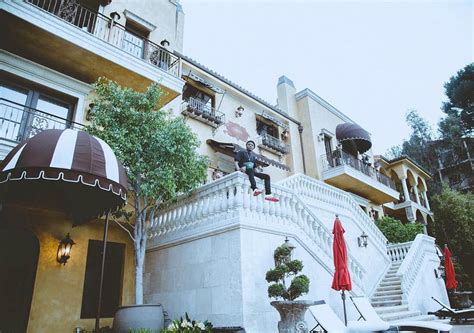 Wizkid shows off multimillion-dollar US mansion | TheCable