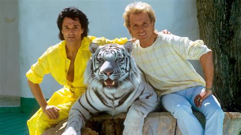 Siegfried & Roy: Magician Siegfried Fischbacher dies aged 81 | Ents & Arts News | Sky News