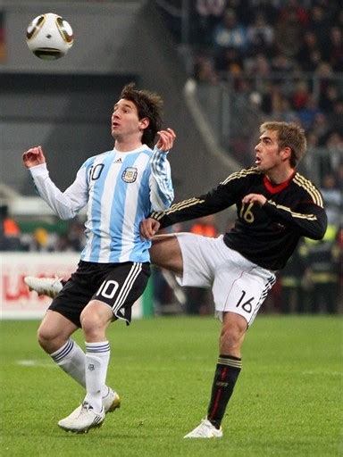 Foot Ball Player: Lionel Messi World Cup 2010 Football Gallery