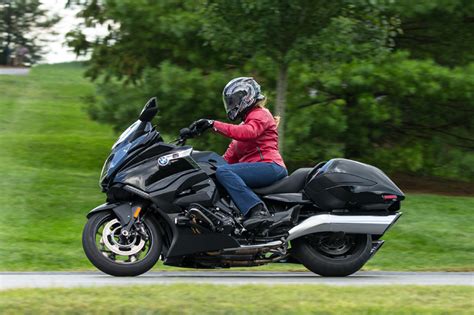 Review: 2018 BMW K 1600 B, a Bagger Loaded with Innovative Features ...