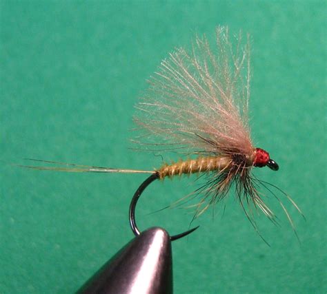 Muste Artificiale: Grayling dry fly