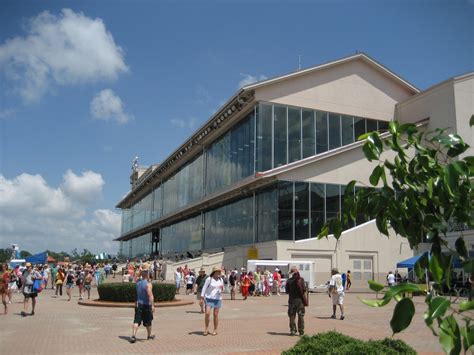 New Orleans Fair Grounds - 2021 show schedule & venue information ...