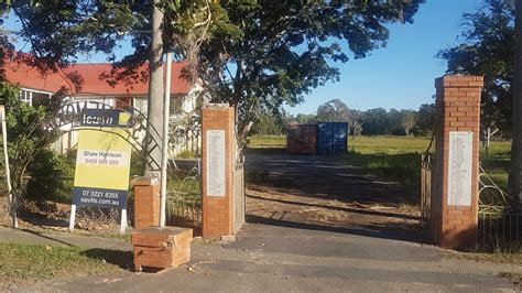 Pinkenba State School war memorial damaged in ‘disgraceful’ accident | The Courier Mail