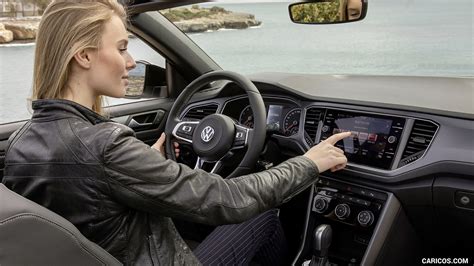 Volkswagen T-Roc Cabriolet | 2020MY | Interior