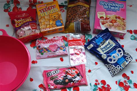 Valentine Snack Mix – Grocery Shrink