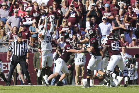 Texas A&M Aggies' Offense Is On The Verge of 'Consistency' - Sports ...