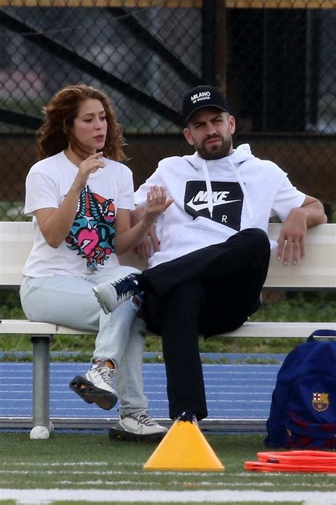 Shakira and Gerard Pique support their kids at soccer practice in Miami ...