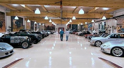 Top 10 Most Expensive Car Garages in the World | Luxury garage, Dream car garage, Luxury car garage