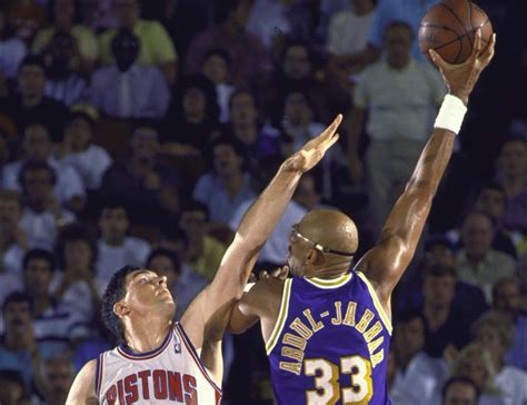 The Sky Hook Showdown-A Kareem Abdul Jabbar Trivia Quiz