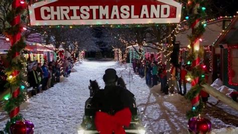 6 Hallmark Christmas Movies Filmed In Small Towns - Hallmark Christmas ...