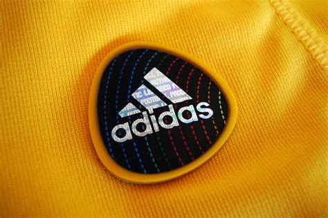 Adidas | Adidas logo on the bottom front-right of South Afri… | Flickr