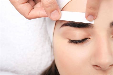 What Is A Brow Waxing? - PollysAtThePier.com