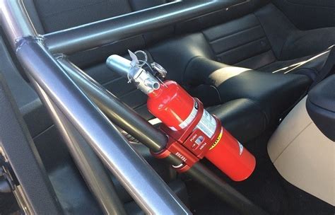 6 Best Fire Extinguishers for Cars in 2022: Reviews, Buying Guide and FAQs